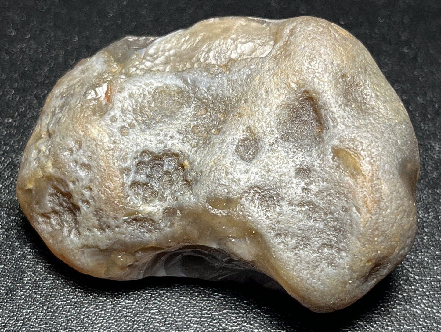 1.7 oz Red & White Fortification LSA (W/What Appears To Be aCrystal Impression?)
