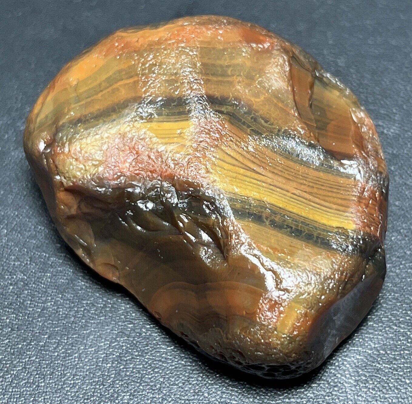 1.9 oz Dark Gemmy  Lake Superior Agate. Mn State Gemstone.