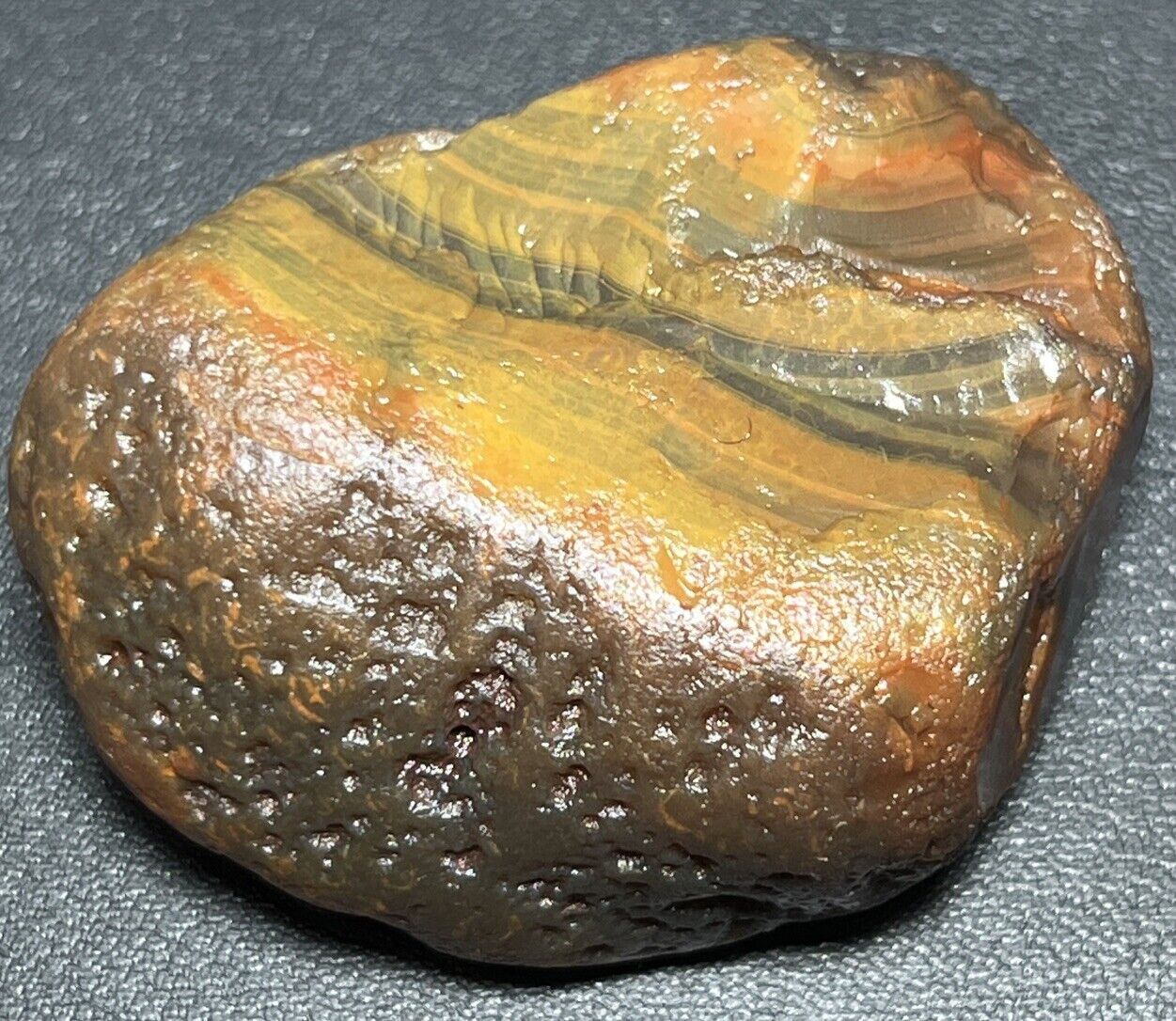 1.9 oz Dark Gemmy  Lake Superior Agate. Mn State Gemstone.